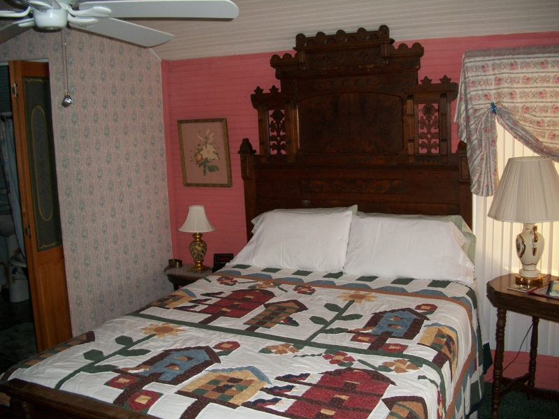 Guest Rooms Pictures & Descriptions Company House Bed & Breakfast Inn