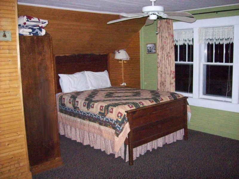 Guest Rooms Pictures & Descriptions Company House Bed & Breakfast Inn