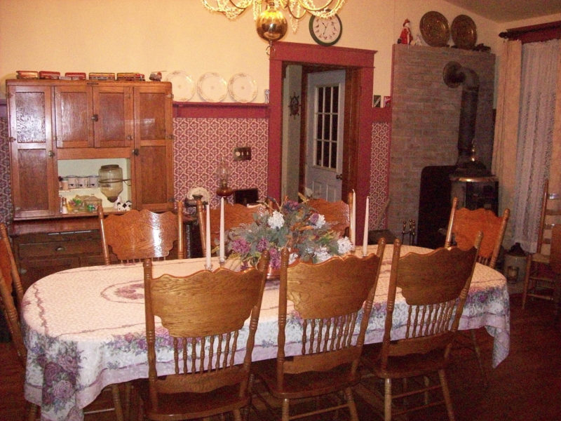 Guest Rooms Pictures & Descriptions Company House Bed & Breakfast Inn